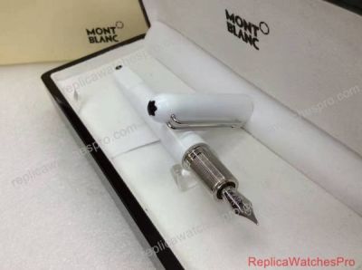 AAA Replica Montblanc Pen - M Fountain Pen White Resin Silver Clip 